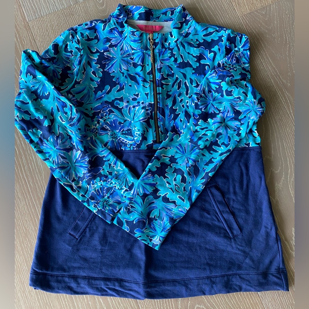 Beautiful Lilly Pulitzer Asher Navy Blue In Too Deep Popover in Medium
